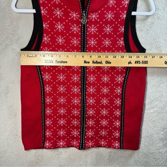 Christopher & Banks Zip Up Knit Holiday Sweater Vest Red Snowflake Size SP - Picture 4 of 9